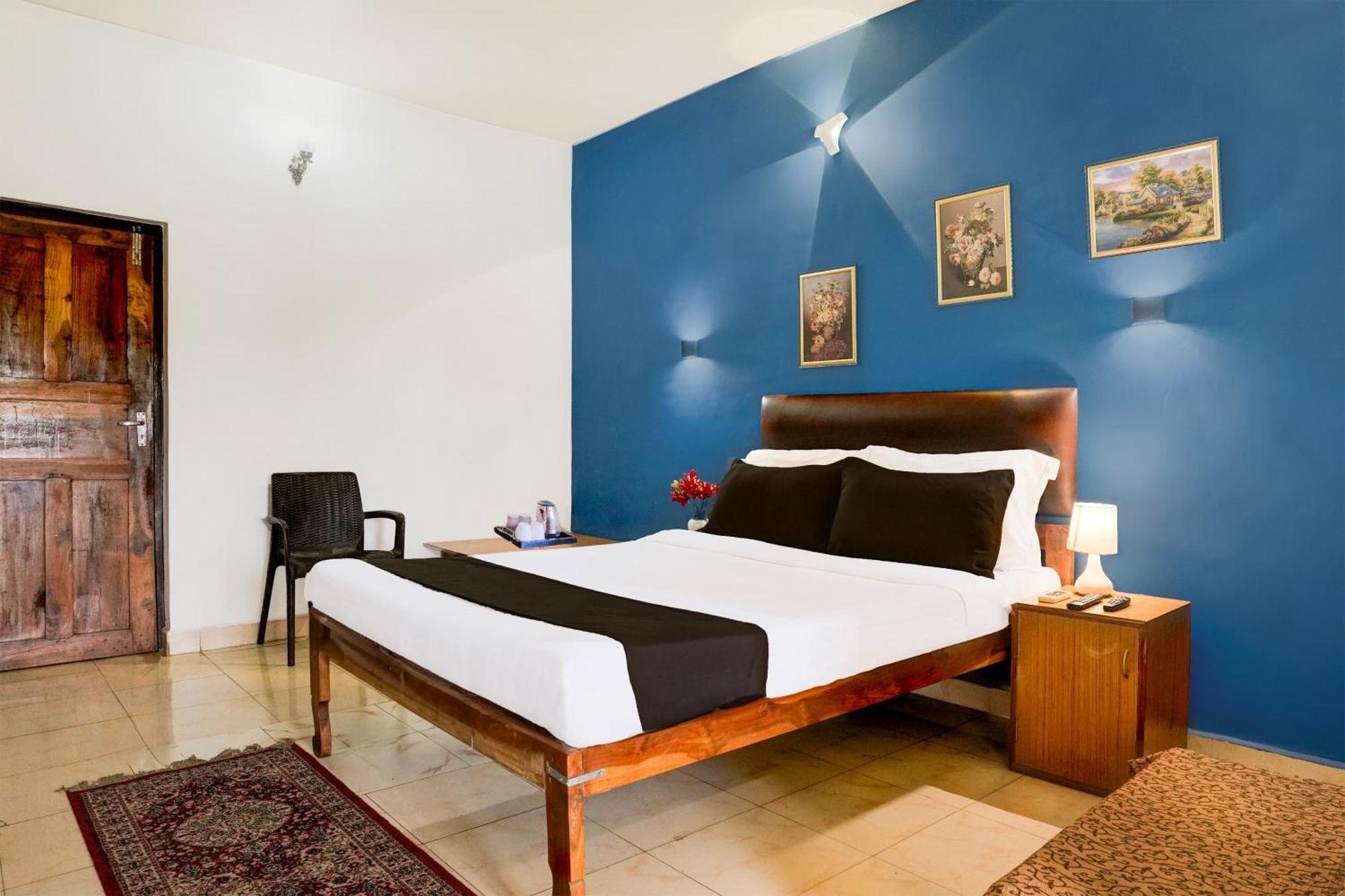 Super Townhouse Candolim Exterior photo