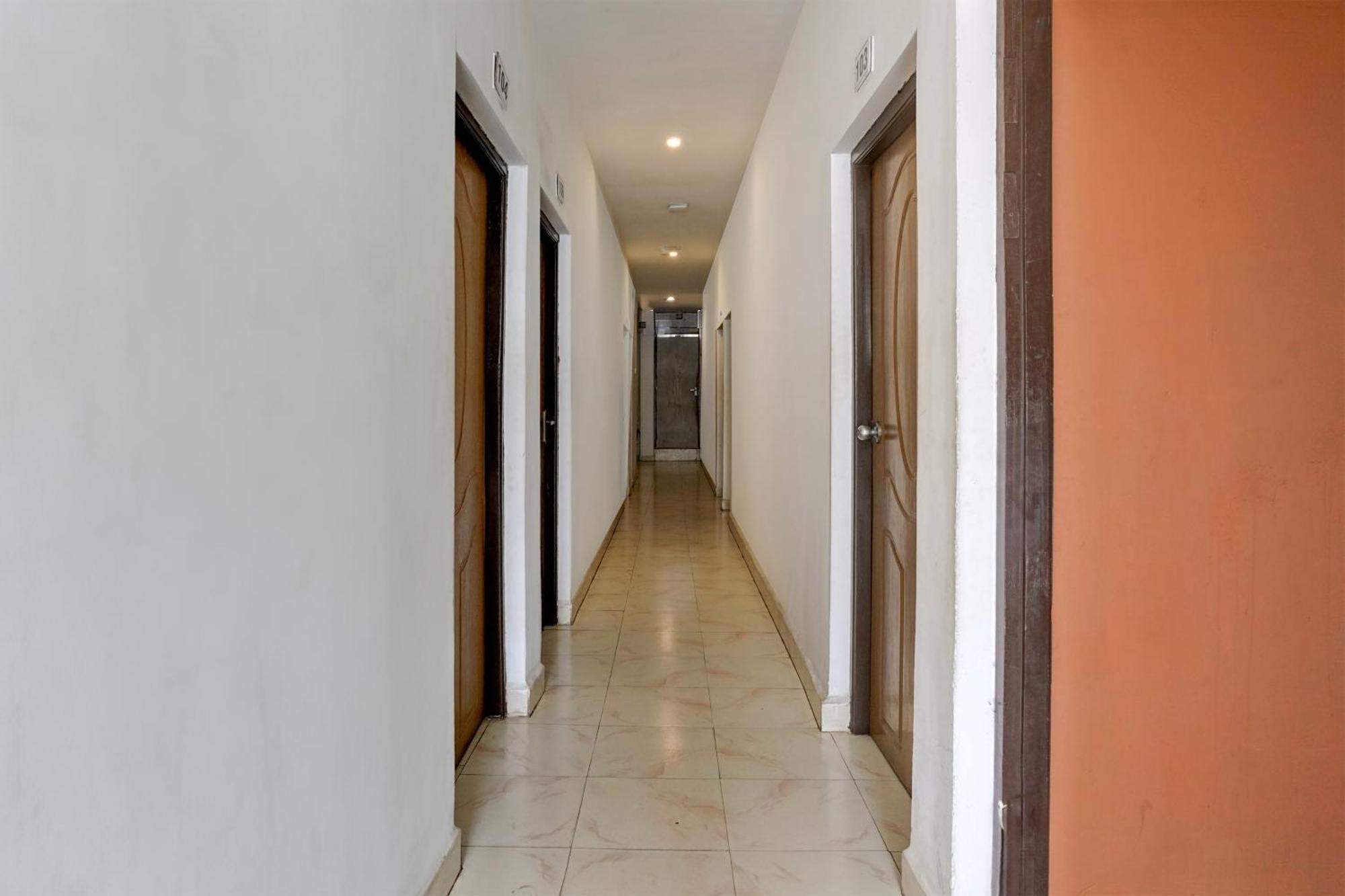 Super Townhouse Candolim Exterior photo