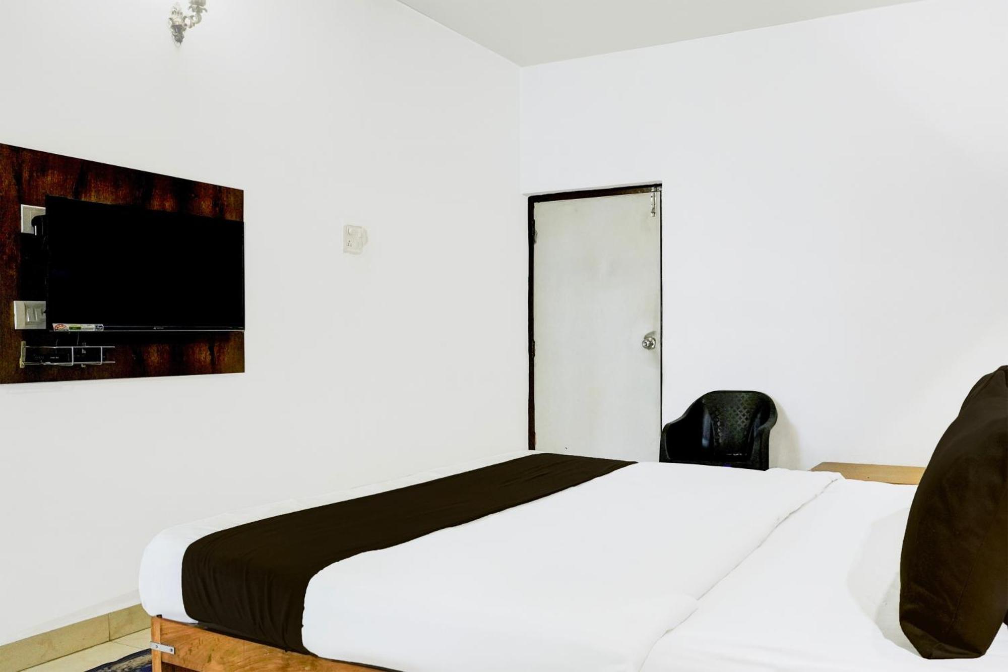Super Townhouse Candolim Exterior photo